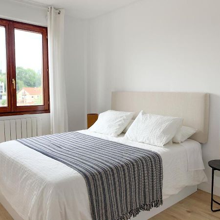Acogedor Apartamento Con Terraza Y Parking Publico En Comillas Εξωτερικό φωτογραφία