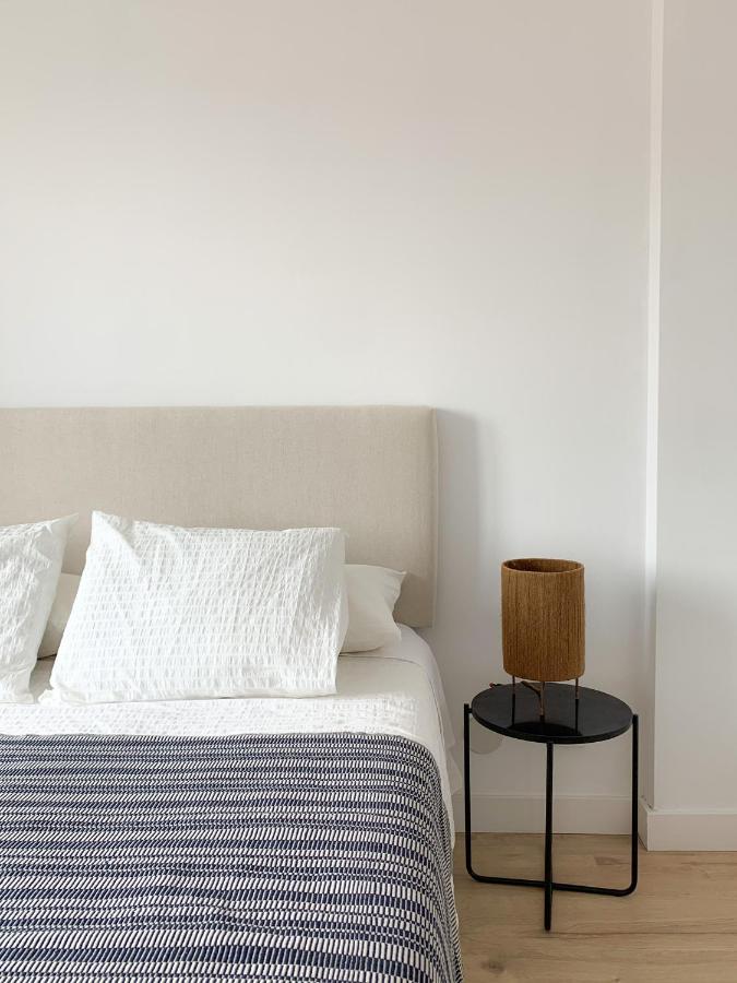 Acogedor Apartamento Con Terraza Y Parking Publico En Comillas Εξωτερικό φωτογραφία